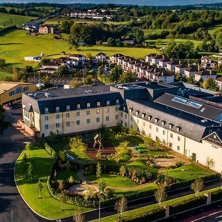 Cavan Crystal Hotel Екстериор снимка