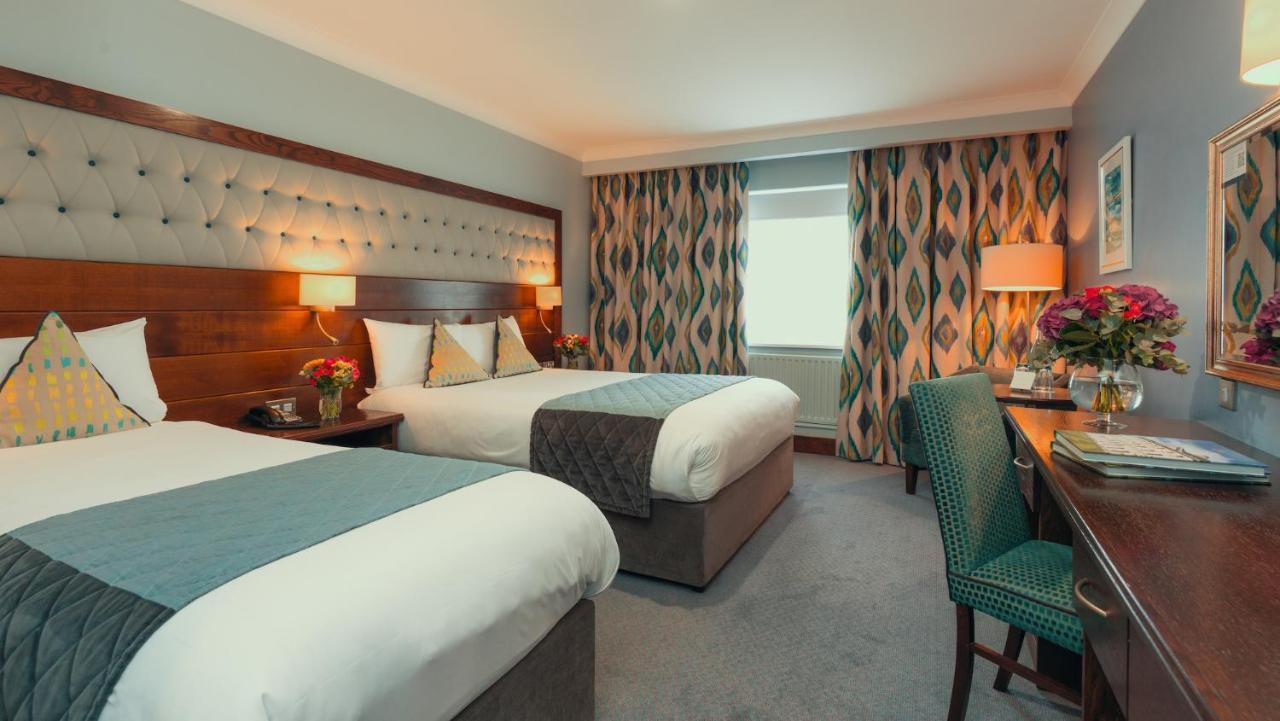 Cavan Crystal Hotel Екстериор снимка
