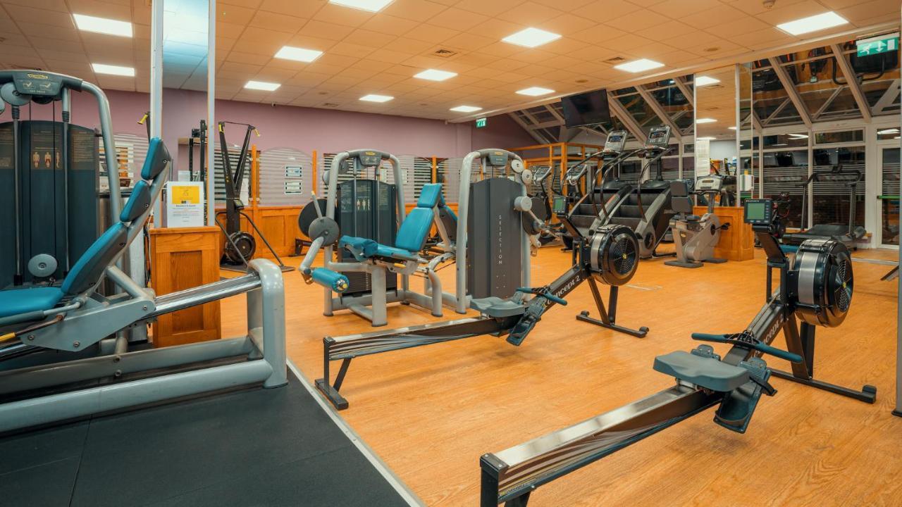 Cavan Crystal Hotel Екстериор снимка
