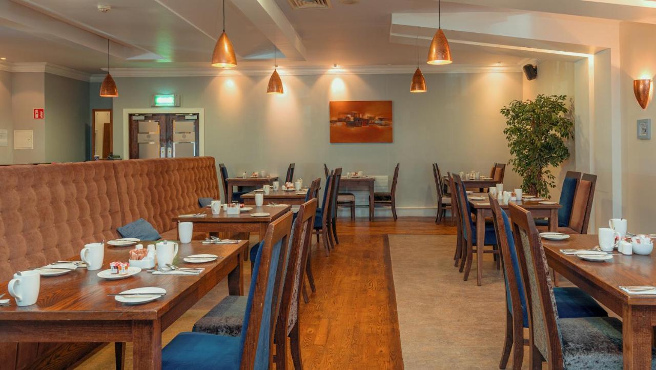 Cavan Crystal Hotel Екстериор снимка